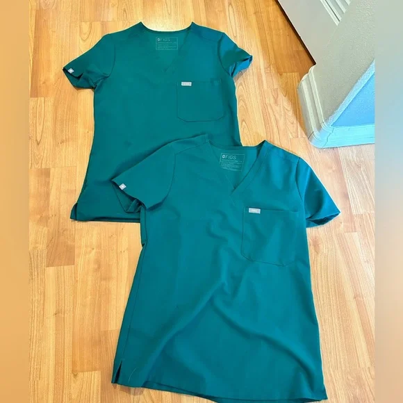 Hunter Green Figs Scrubs Catarina Used Top - Picture 1 of 2